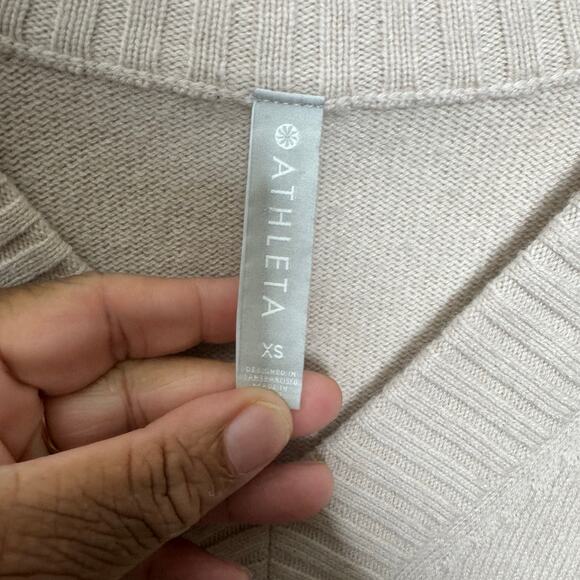 Athleta Wool Cashmere Sweater XS Beige V-Neck Pullover Fall Winter Cozy - Picture 5 of 12
